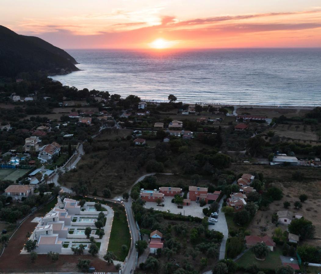 Rizomata Luxury Villas Lefkada City Ngoại thất bức ảnh